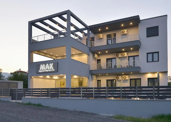 Mak Apartments